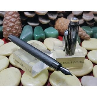 Pluma Estilográfica Graf Von Faber Castell Bently Black Edition